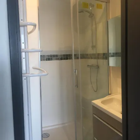 Flat Close To Vieux Appartement Rijsel